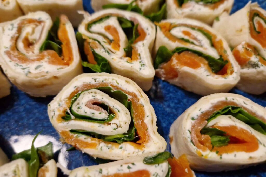 Ørredruller med flødeost og spinat